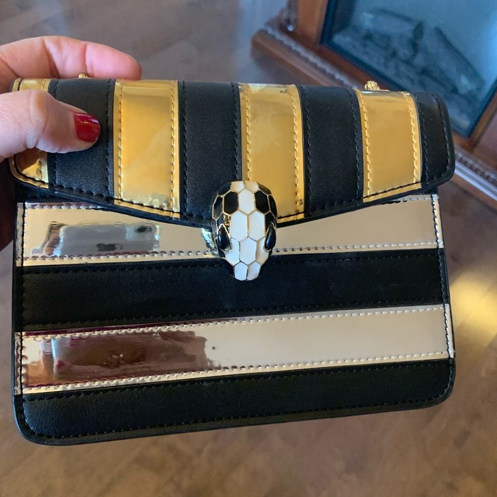 Very nice purse